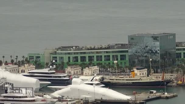 Der hafen, der hafen in barcelona. Spanien. — Stockvideo