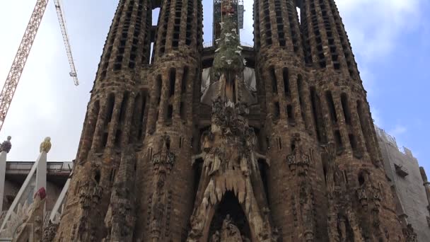 Katedra Sagrada Familia w Barcelonie. Hiszpania. — Wideo stockowe