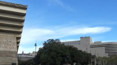 Barcelona. İspanya. Mimari, eski evleri, sokakları ve mahalleleri.