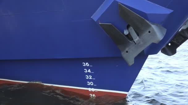 Ligne de flottaison sur le navire. 4K . — Video