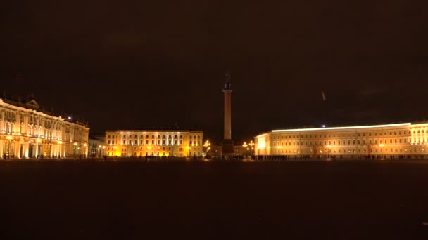 La plaza del palacio en San Petersburgo. 4K . — Vídeo de stock