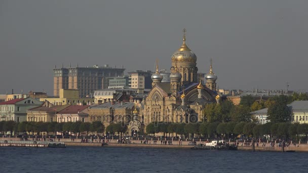 Η εκκλησία της Κοίμησης της Θεοτόκου στην Αγία Πετρούπολη. 4k. — Αρχείο Βίντεο