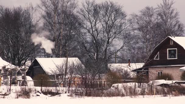 El pueblo en invierno. 4K . — Vídeo de stock