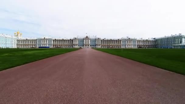 Catherine Palace. Pouchkine. Catherine Park. Tsarskoye Selo. 4K . — Video
