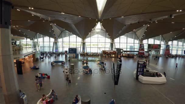 Aéroport Pulkovo de Saint-Pétersbourg. 4K . — Video