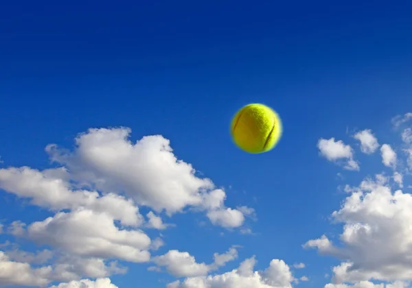 Cielo azul y nubes —  Fotos de Stock