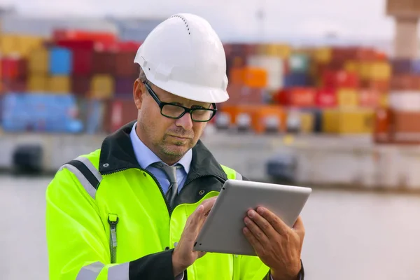 Construction engineer   working — Stock Photo, Image