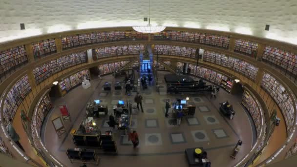 Stockholm Sverige December 2017 Interiören Stockholm Stadsbibliotek — Stockvideo