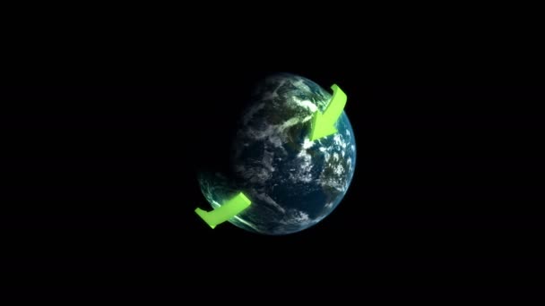 惑星の周りを回転輝く緑の矢印で黒の背景に地球のアニメーションをリサイクル グリーン コンセプトを行く — ストック動画