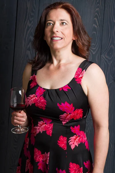 Bir çok arıyor şarap ile