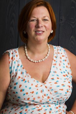 Orta yaşlı kadın portresi