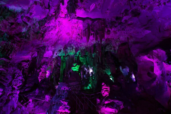 Blick von der Ledenika-Höhle — Stockfoto