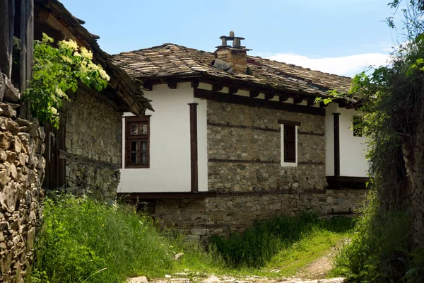 Old stone Bulgarian houses — Stock Photo, Image