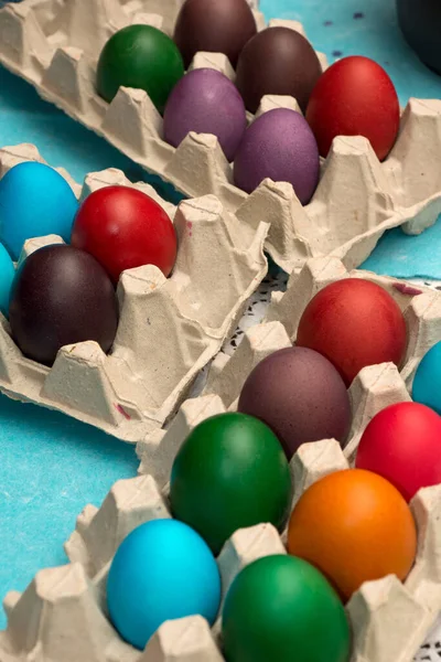 Huevos Pascua Multicolores Pintados Envase Cartón — Foto de Stock