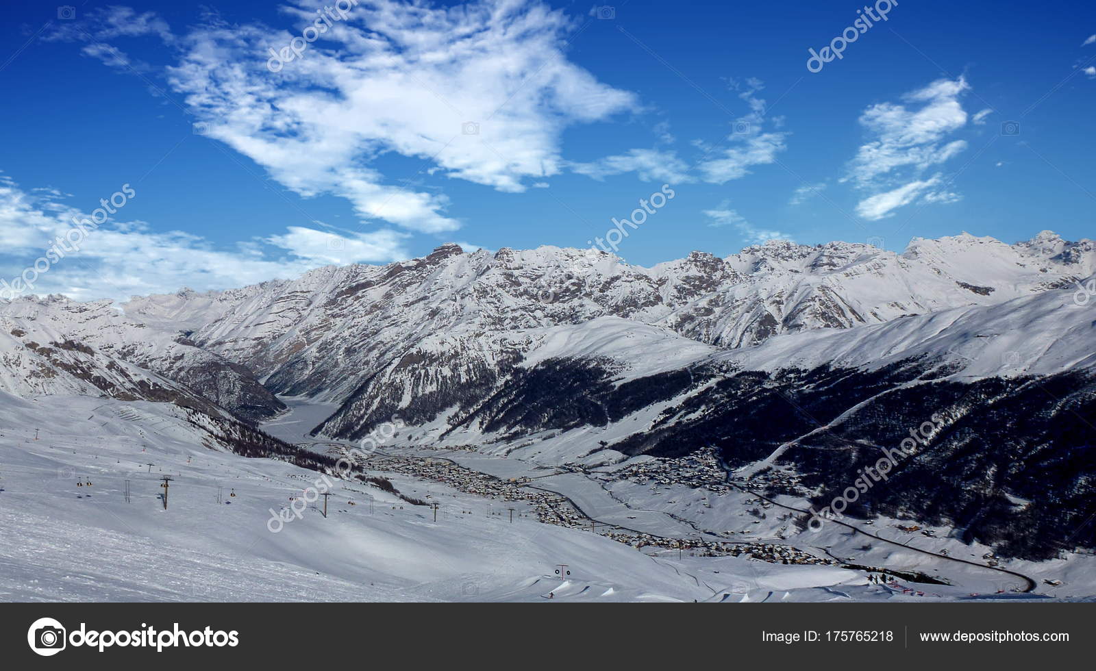 Livigno Valley Winter Scene Stock Photo C Tdezenzio 175765218