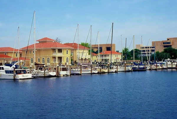 Лодки Пришвартованы Palafox Pier Пенсакола Флорида Сша — стоковое фото