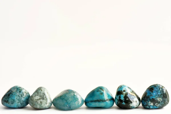 Steine türkisfarbene Kristalle — Stockfoto