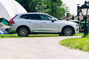 Kiev, Ukrayna - 19 Ağustos 2017, Ukrayna'da kamu sunulan yeni Volvo Xc60 2018