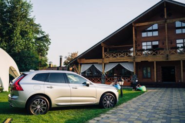 Kiev, Ukrayna - 19 Ağustos 2017, Ukrayna'da kamu sunulan yeni Volvo Xc60 2018