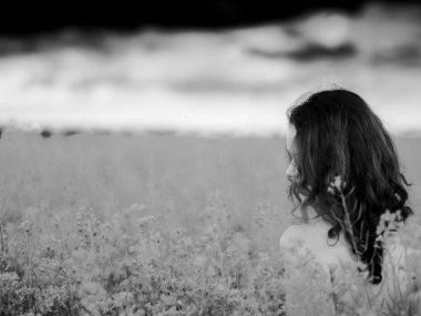 Kanola alanında güzel Rus kız