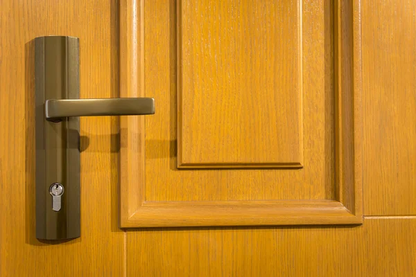 Sluiten van houten deur — Stockfoto