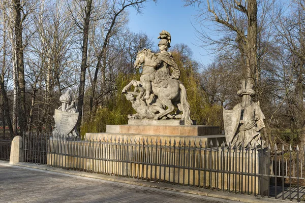 在华沙的国王侯强的纪念碑 — 图库照片