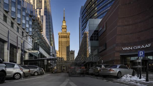 Het paleis van cultuur en wetenschap in Warschau time-lapse — Stockvideo