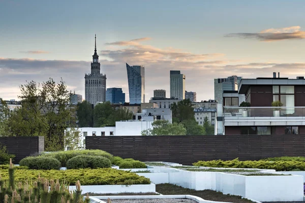 Варшавские небоскребы панорамный вид — стоковое фото