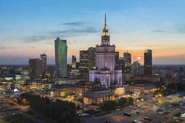 Tramonto sulla città di Varsavia — Foto Stock