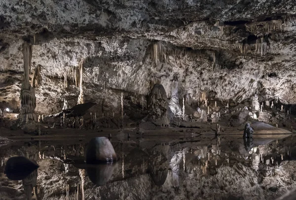 A Caverna de Balcarka no Moravsky Kras , — Fotografia de Stock