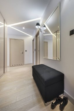 ahşap zemin ile koridor 