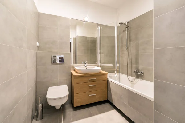 Modern bathroom with tiles on the floor — Stock Photo, Image