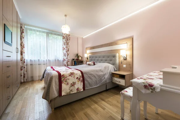 Stilvolles Schlafzimmer-Interieur — Stockfoto