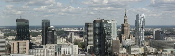 Panorama do centro financeiro de Varsóvia — Fotografia de Stock