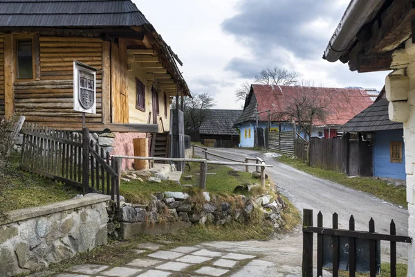 スロバキア共和国 Vlkolinec 村の木造住宅 — ストック写真