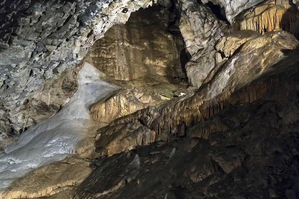 Caverna da Liberdade de Demanovska, Eslováquia . — Fotografia de Stock