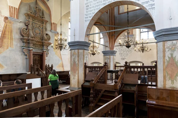 Wnętrze budynku zabytkowego Wielka Synagoga — Zdjęcie stockowe