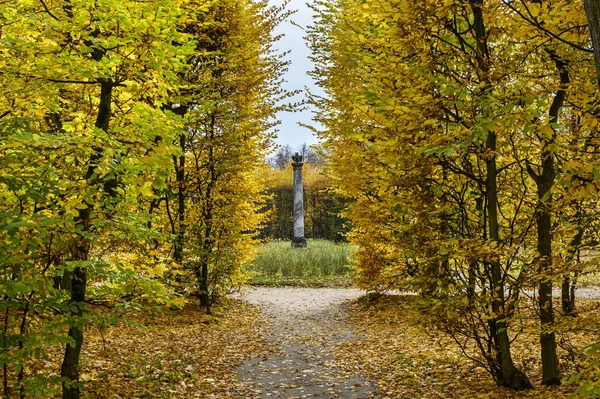 Giardino alla francese nel Palazzo di Nieborow — Foto Stock