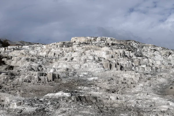 Nedre terrassen Mammuth varma källor, Yellowstone — Stockfoto