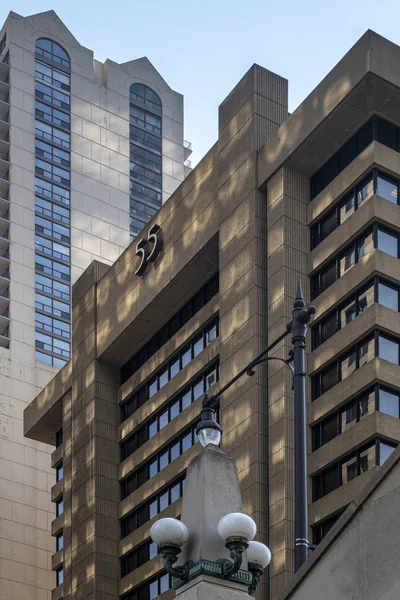 Moderne und vergangene Architektur in Chicago — Stockfoto