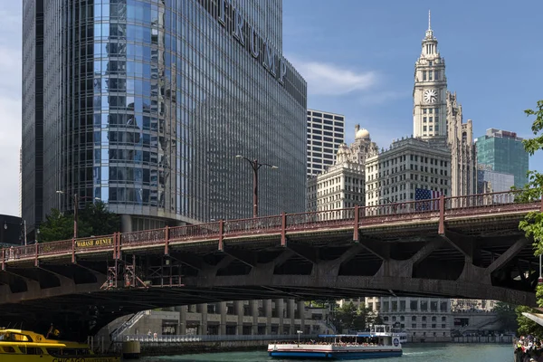 Старый мост в Чикаго — стоковое фото