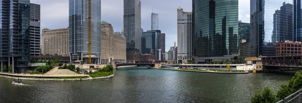 Панорама современной архитектуры Чикаго — стоковое фото