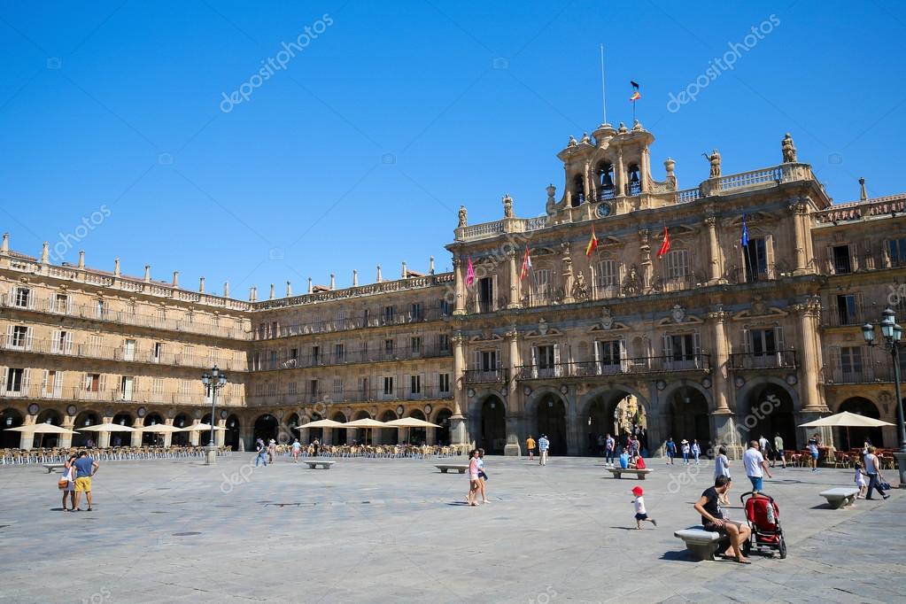 魅惑の黄金都市サラマンカ旧市街観光の見どころ【スペイン】