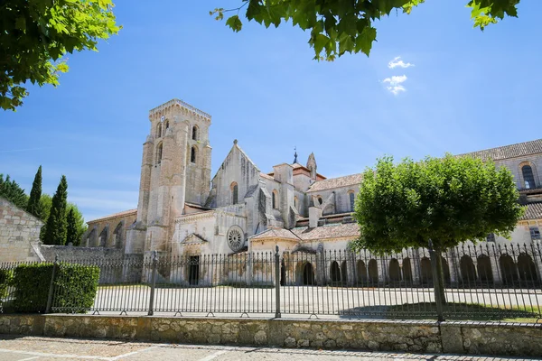 Las Huelgas Abbey lähellä Burgos, Espanja — kuvapankkivalokuva