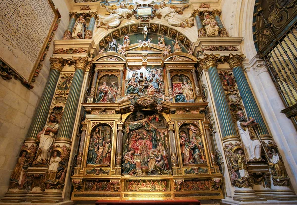 Retable en la Catedral de Burgos, España — Foto de Stock