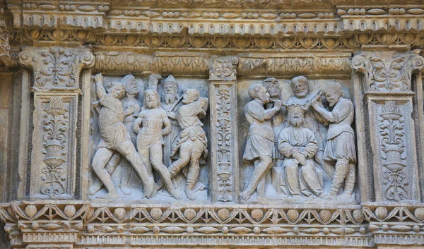 Portada Principal en la Iglesia Santo Tomás de Haro, La Rioja —  Fotos de Stock