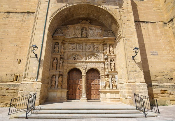 Portada Principal na Igreja de São Tomás de Haro, La Rioja — Fotografia de Stock