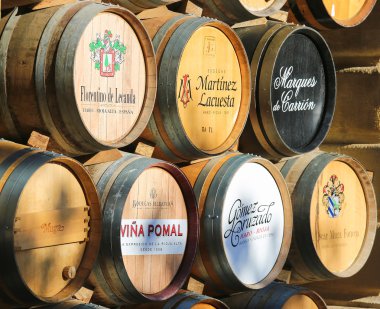 Şarap fıçıları Haro, La Rioja, İspanya