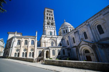 Romanesk Katedral, Angouleme, Fransa.