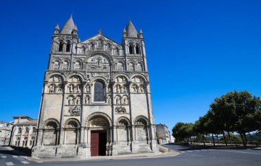 Romanesk Katedral, Angouleme, Fransa.
